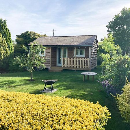Walnut Lodge Wells Bagian luar foto