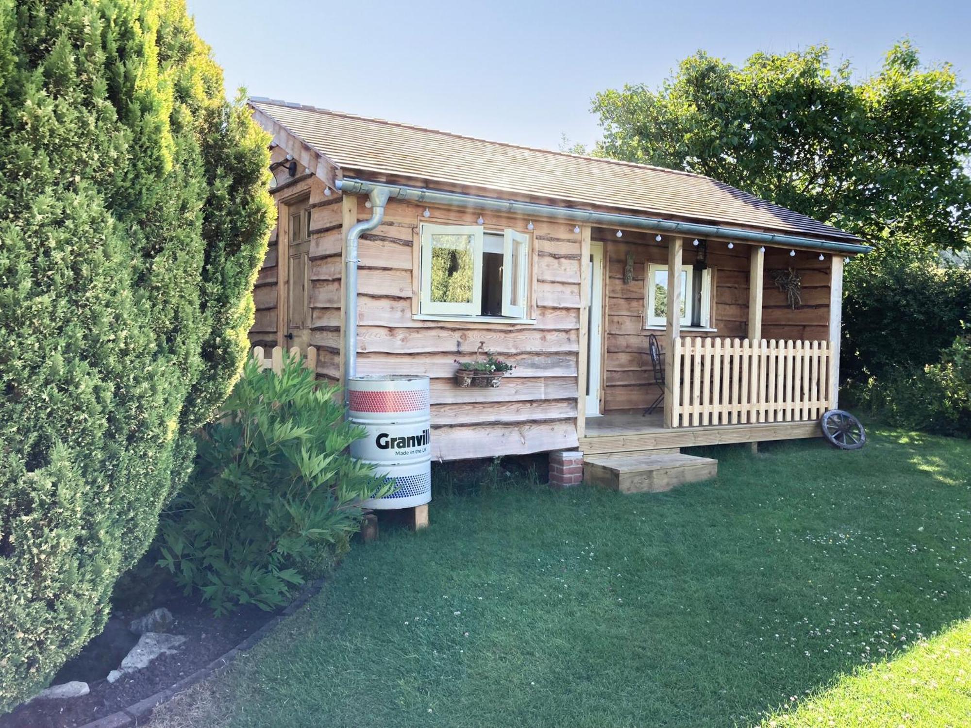 Walnut Lodge Wells Bagian luar foto